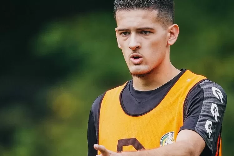 Justin Hubner Resmi Gabung Fortuna Sittard: Langkah Berani ke Eredivisie!
