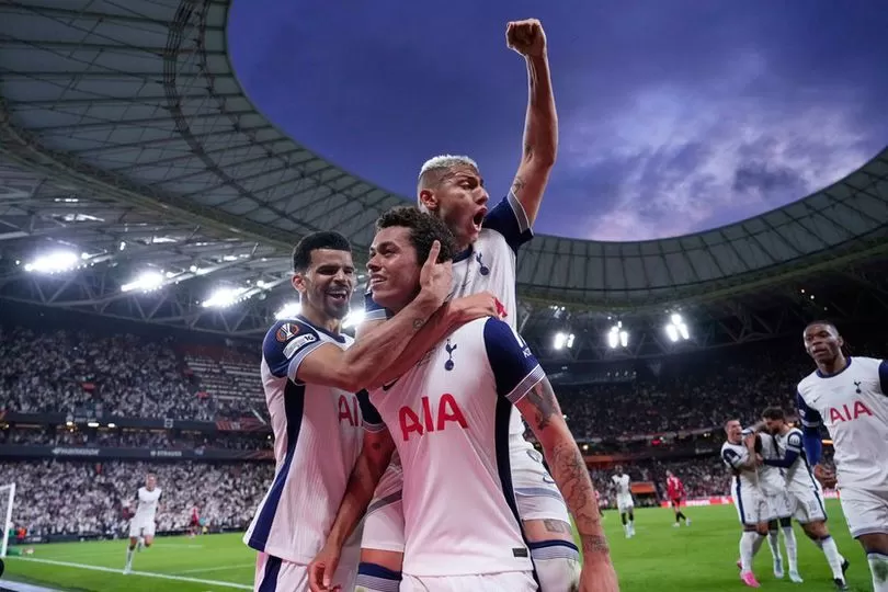 PSG Raih Treble dan Tantang Tottenham di UEFA Super Cup 2025